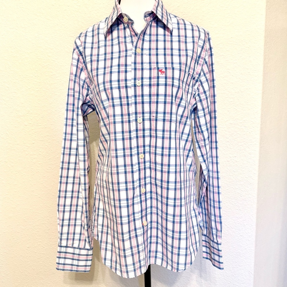 Abercrombie Men's Blue and Pink Plaid Shirt